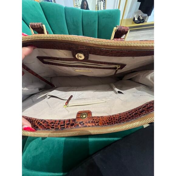 Brahmin Croc Embossed Large Bag - Picture 10 of 15